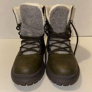 Maurice’s  Women’s Size 8 hiking boots